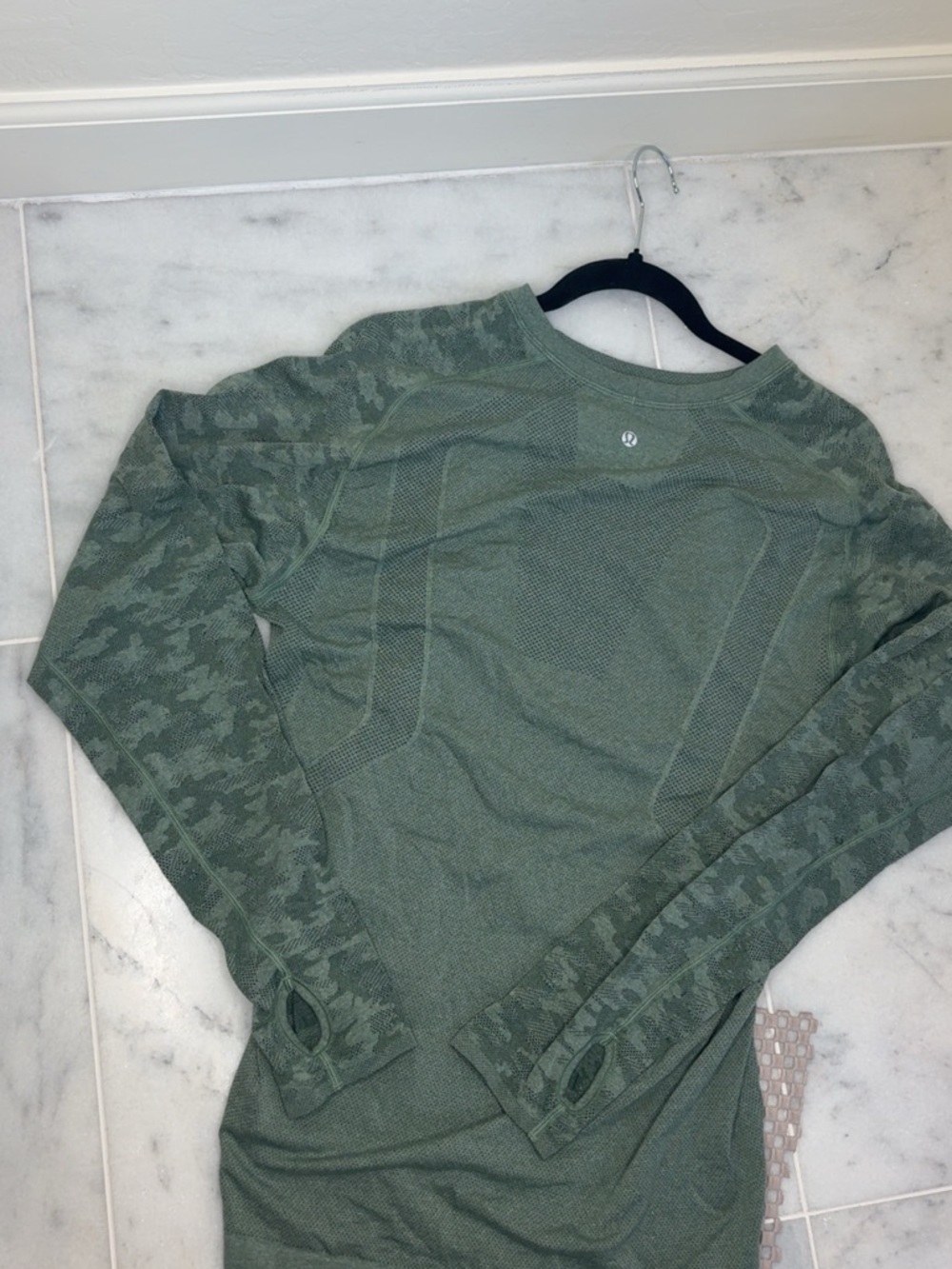 lululemon athletica Olive Green Long Sleeve Top